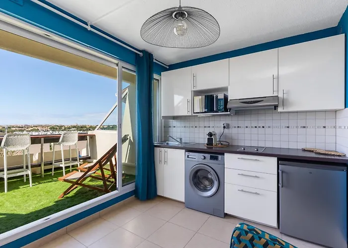 Roof Port Nature High-end With Large Terrace On The Walkway Apartman Agde